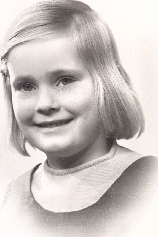Pasfoto mieke van Leuken klein